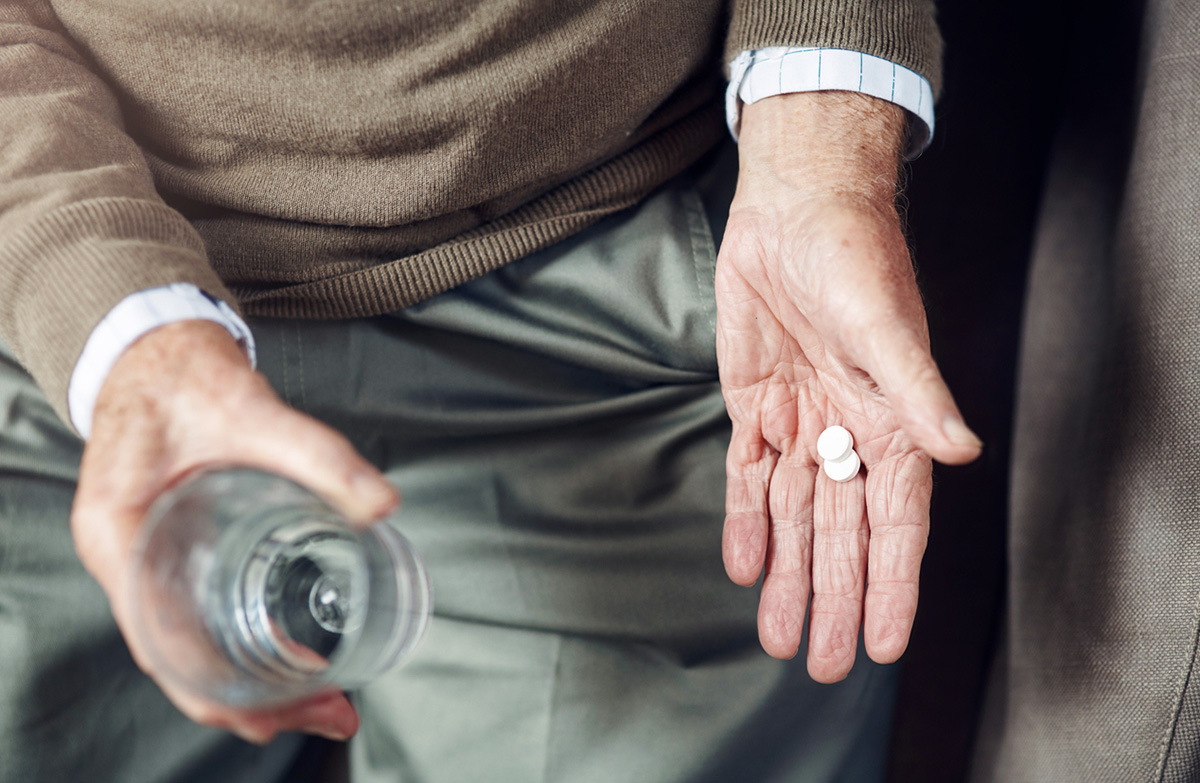 Γιατρός εξηγεί γιατί μπορείς να πετάξεις αυτά τα 5 φάρμακα