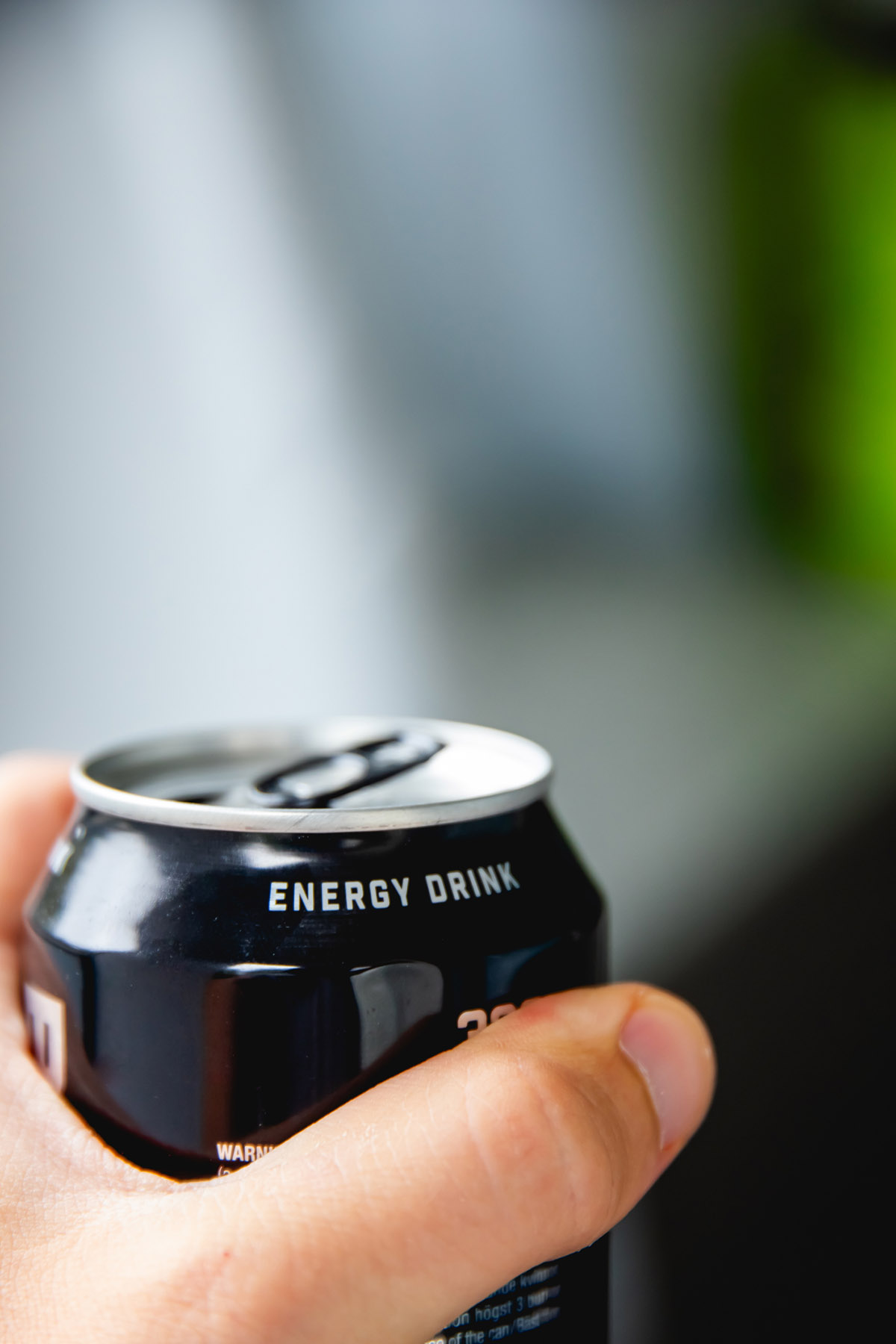 Το ποτό της Kim Kardashian υπόσχεται ενέργεια χωρίς την τσίτα του καφέ – Γίνεται;