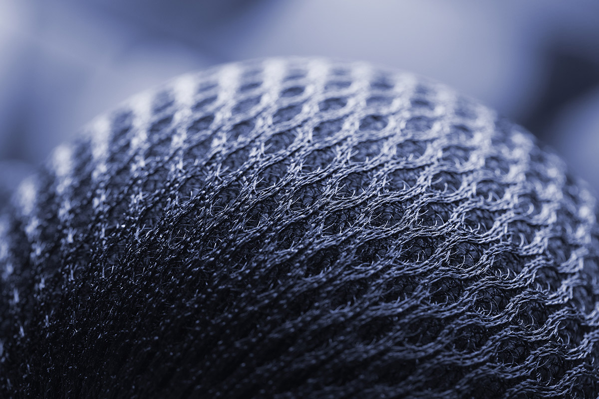 Τα ρούχα του μέλλοντος μετρούν την πίεση και σκοτώνουν μικρόβια