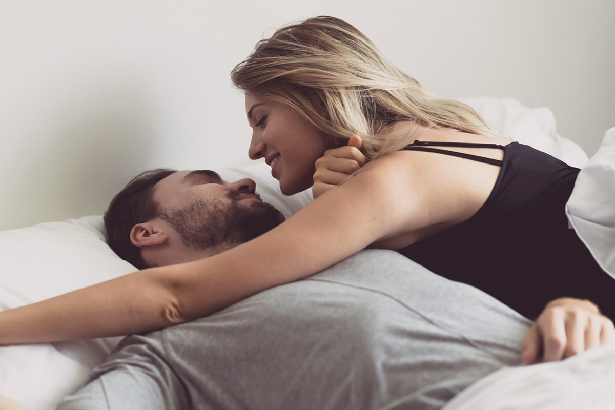 Τι συμβαίνει στη λίμπιντο στα 30, τα 40 και τα 50;