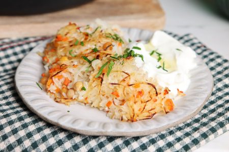 Video: Ρεβιθόρυζο με μπασμάτι και λεμόνι – απλό αλλά εθιστικό