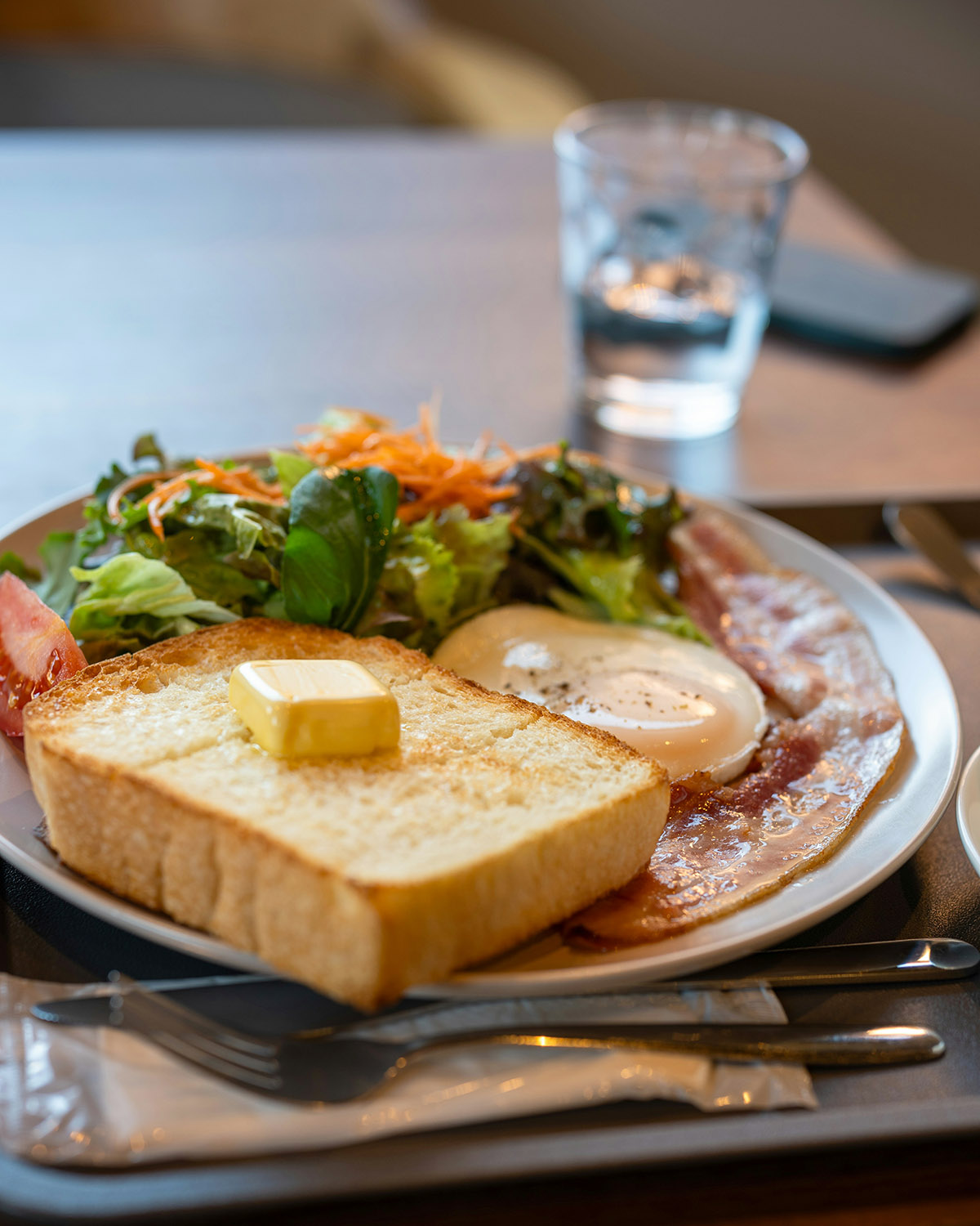 Γιατί δεν λαμβάνουν όλοι οι άνθρωποι τις ίδιες θερμίδες από τις ίδιες τροφές;