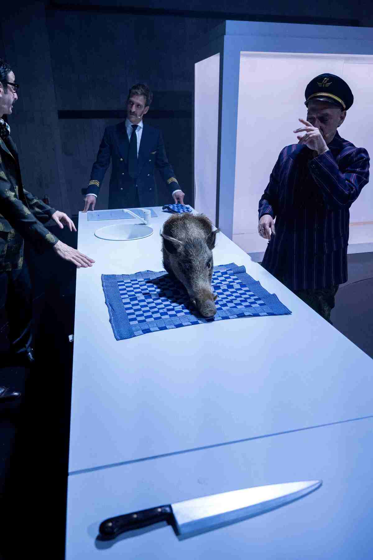 Τι αποκαλύπτει το «Μεγάλο Φαγοπότι» για τη ζωή μας σήμερα;