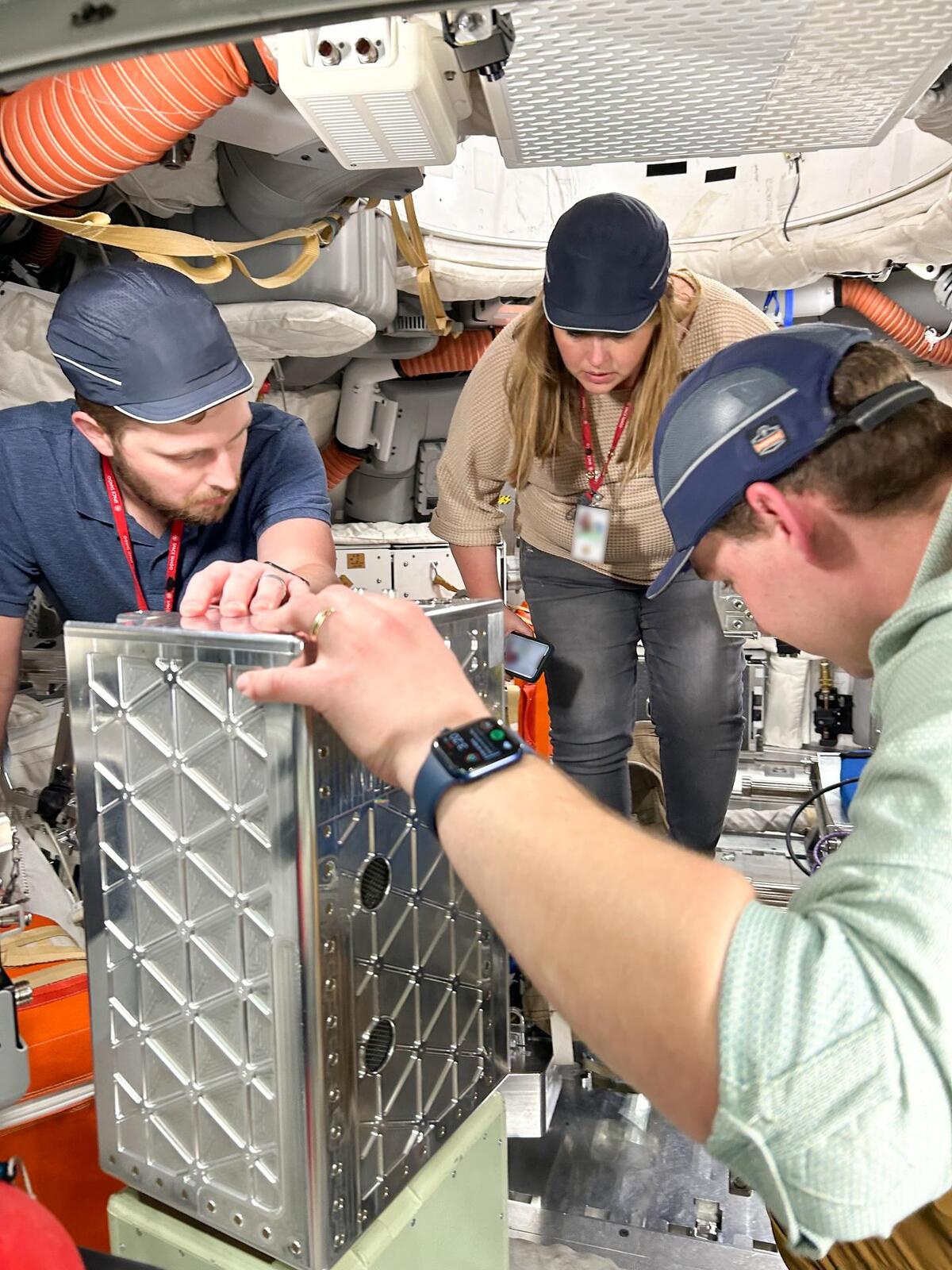 Γιατί η NASA έστειλε κύτταρα των αστροναυτών του Artemis II στο διάστημα;