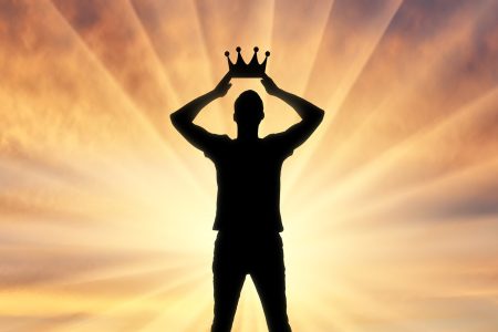 Γιατί άραγε επιλέγουμε ναρκισσιστές ηγέτες;