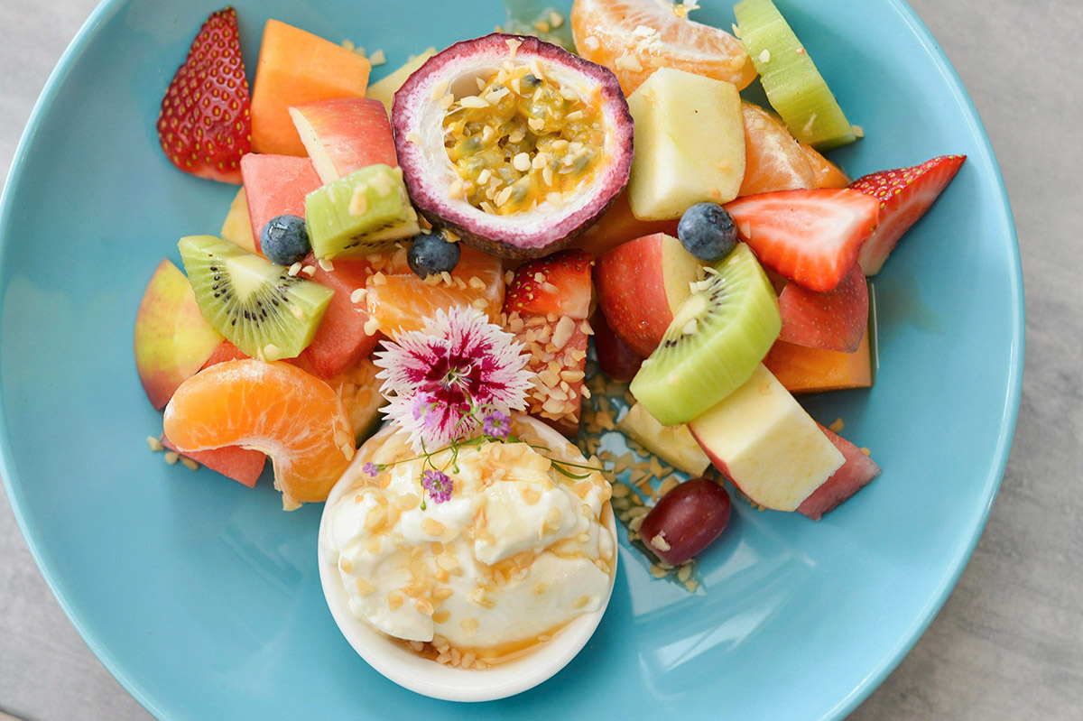 Το να κόψεις τα γλυκά δεν θα σε κάνει να μην τα λαχταράς – τι θα σε κάνει;