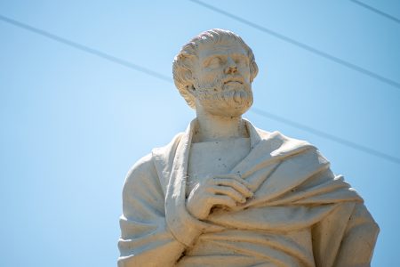 Πόσο σεξιστής ήταν ο Αριστοτέλης και πώς αυτό επηρέασε τη δυτική σκέψη;
