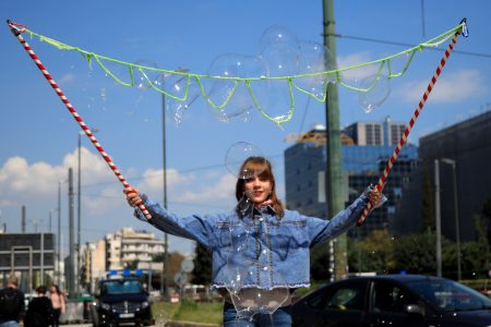 La Petite Marguerite: «Η παιδική ηλικία έχει εργαλειοποιηθεί, έχει γίνει βιομηχανική δραστηριότητα»