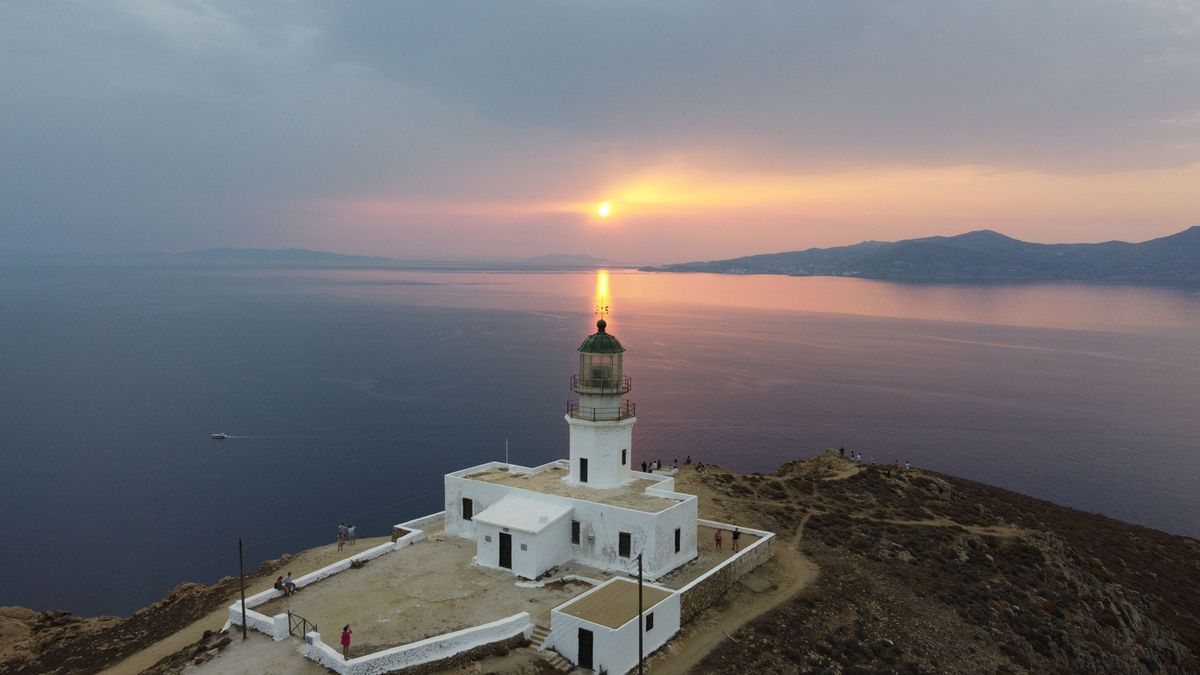5 μυστικά των Κυκλάδων από 5 ντόπιους