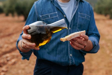 Τι έχει να πει ένας νευροχειρουργός για το ελαιόλαδο;