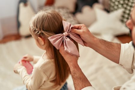 «Pints and ponytails»: Ένα αναπάντεχο σεμινάριο για μπαμπάδες κοριτσιών