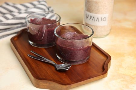 Wellness Trend: Το πρωτότυπο ζελέ με ψύλλιο που θέλει μόνο 2 υλικά
