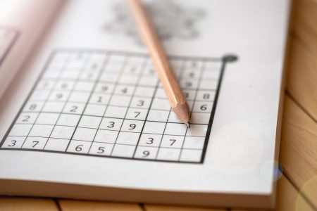 3 γιατροί αποκαλύπτουν τα παιχνίδια που παίζουν για να διατηρούν το μυαλό τους κοφτερό