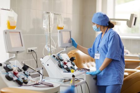 Πλασμαφαίρεση: Τι είναι, σε ποιες περιπτώσεις γίνεται και πού