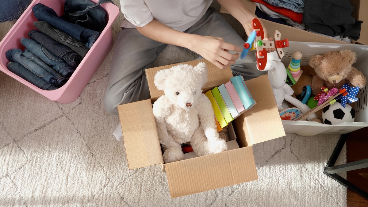 Δυσκολεύεσαι να κάνεις declutter; H νευροεπιστήμη έχει τη λύση