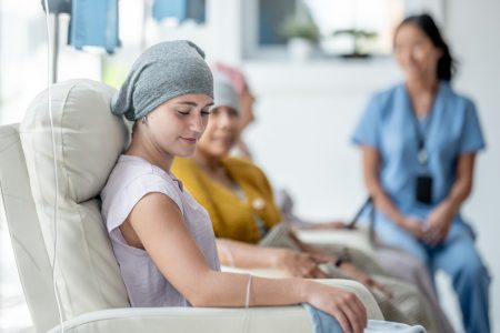 Ποιοι καρκίνοι αυξήθηκαν στους κάτω των 50 – Τι συστήνουν οι ειδικοί για μείωση του κινδύνου
